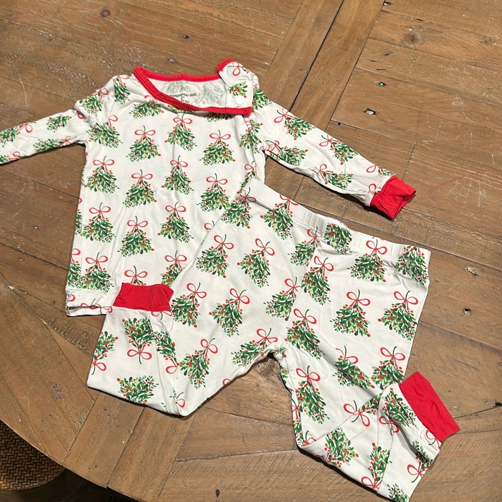 Magnetic Me Christmas Pajama Set - 2T